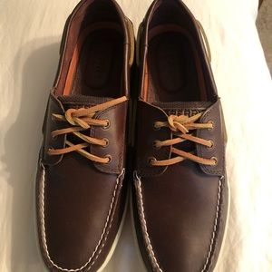 Sperry Billfish 3-eye shoes new in box